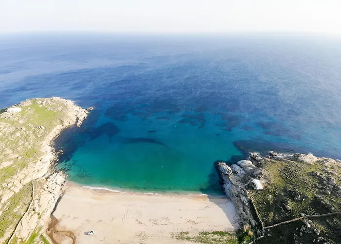 Casa vacanze Emerald Bay 4br With Pool By Lia