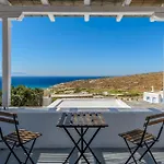 Feriehus Emerald Bay 4br With Pool By Lia Kalafati