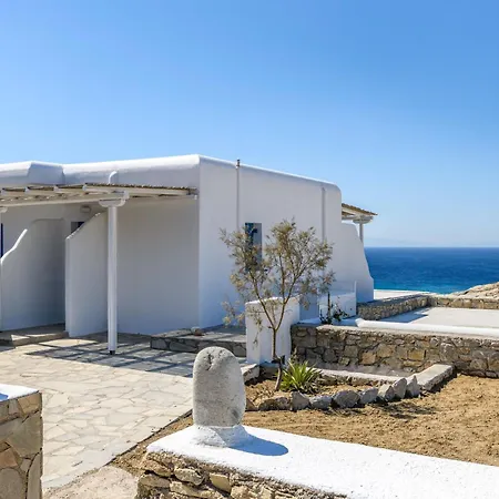 Emerald Bay 4br With Pool By Lia Tatil Evi