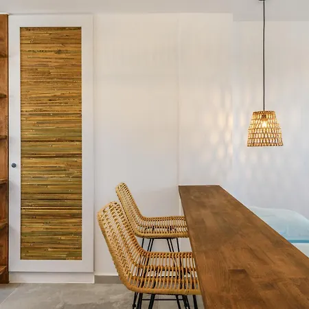 Emerald Bay 4br With Pool By Lia Ferienhaus Mykonos Town