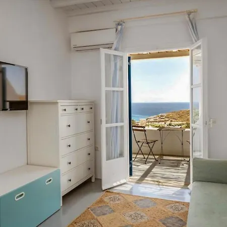 Emerald Bay 4br With Pool By Lia Casa vacanze Kalafatis