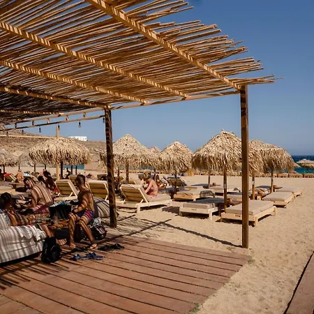 Emerald Bay 4br With Pool By Lia Tatil Evi