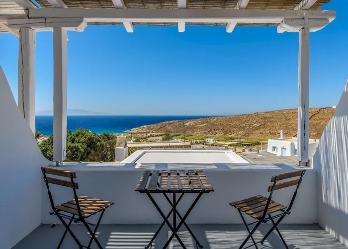 Feriehus Emerald Bay 4br With Pool By Lia Kalafati